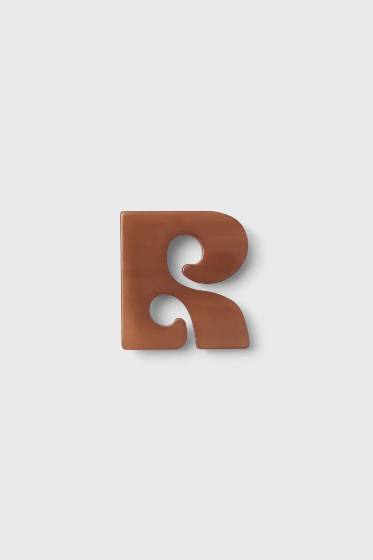 Big R Brooch Rodebjer